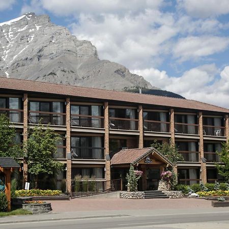 High Country Inn Banff Bagian luar foto