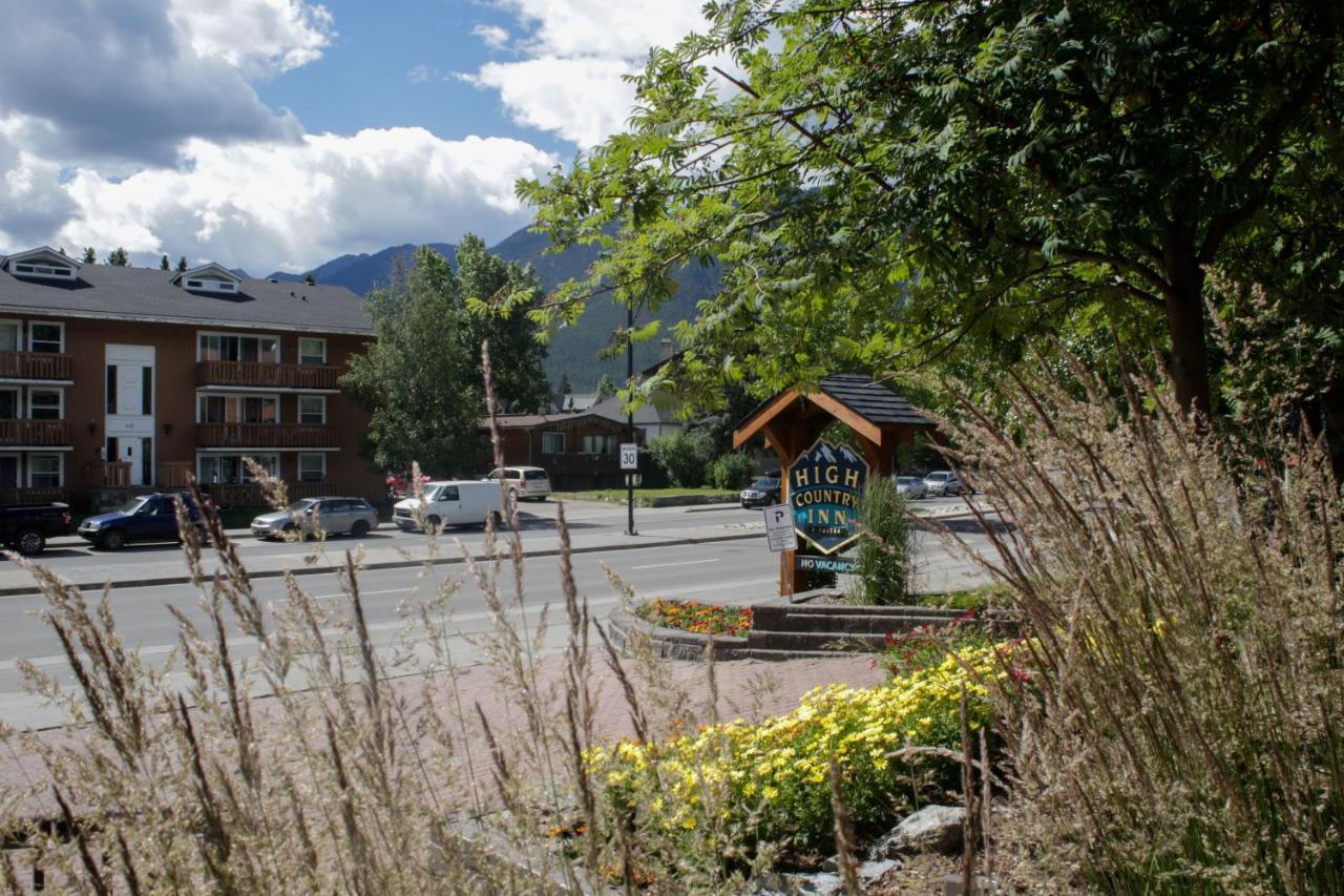 High Country Inn Banff Bagian luar foto